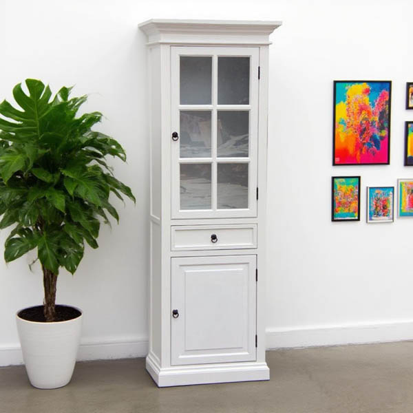 Elegant White Bookcase: Functional and Stylish